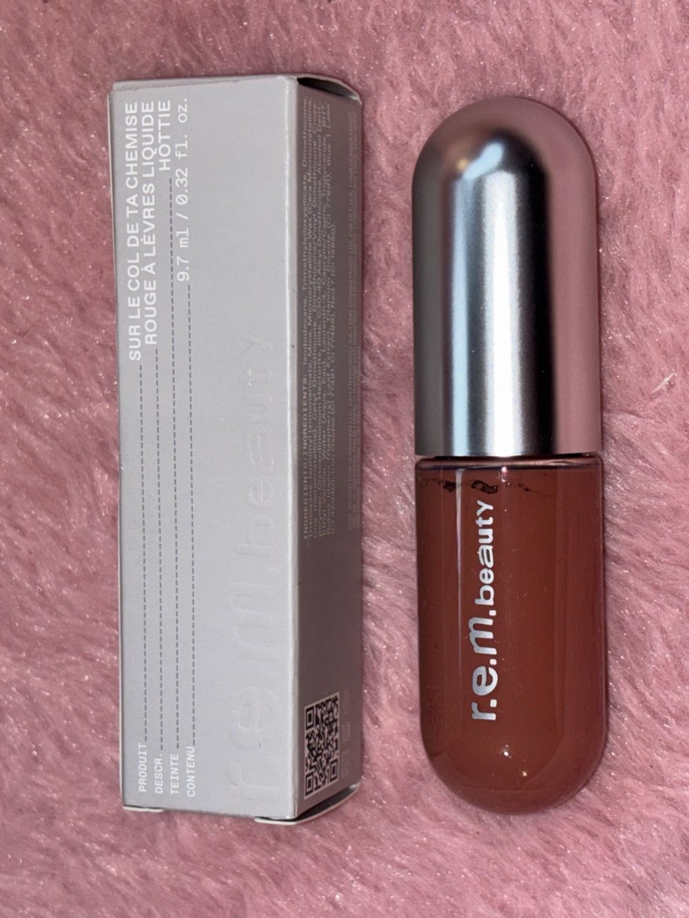 r.e.m. beauty On Your Collar Liquid Lipstick